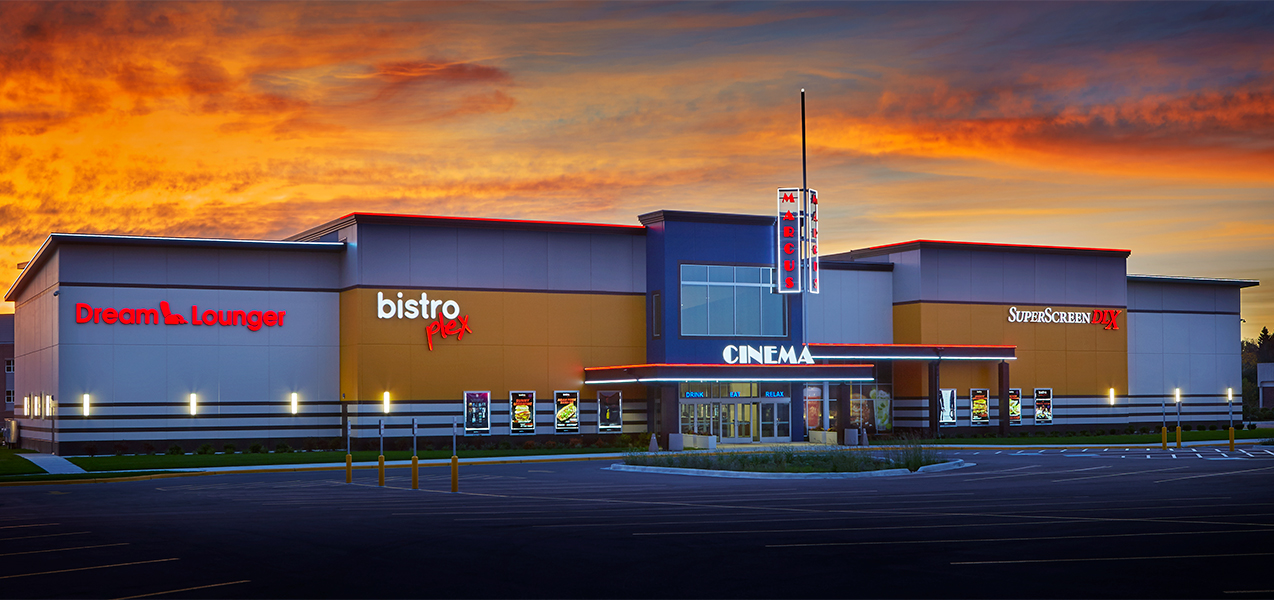 The entire front of the Bistroplex Southridge movie theater and parking lot in Wisconsin.